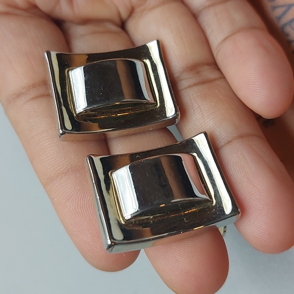 Vintage Minimalist Silver Gold Tone Concave Convex Rectangle Clip On Earrings - Picture 3 of 6
